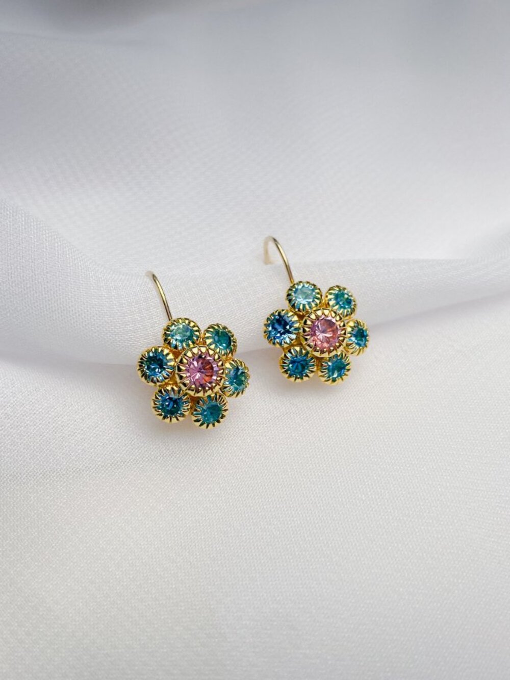 Vintage Joan Rivers Crystal Jewel Flowers Blue Pink Gold Leverback Earrings - Picture 10 of 11